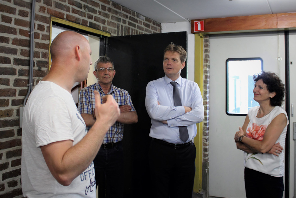 Werkbezoek burgemeester Michael van Veen op Esdonk 17 mei 2017_PvdE_ (7)
